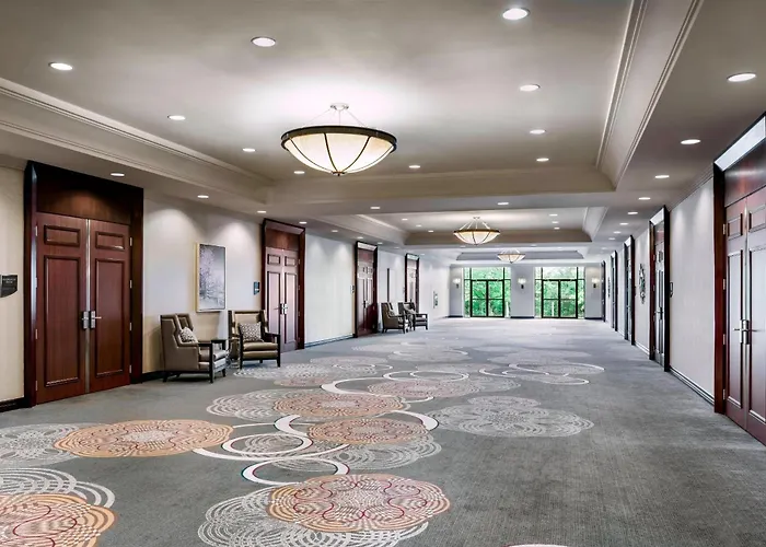 Sheraton Toronto Airport Hotel & Conference Centre